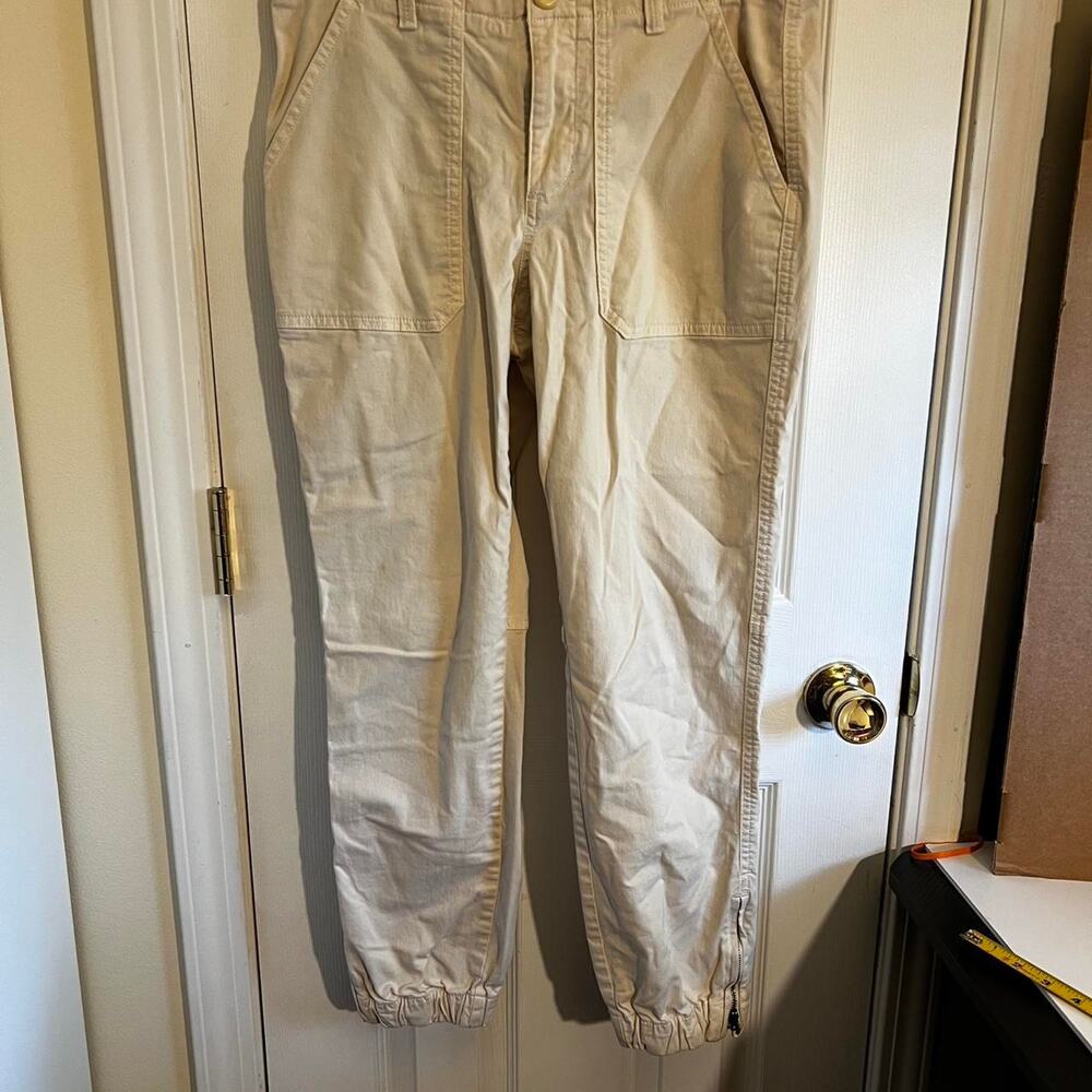Banana republic cream cargo pants